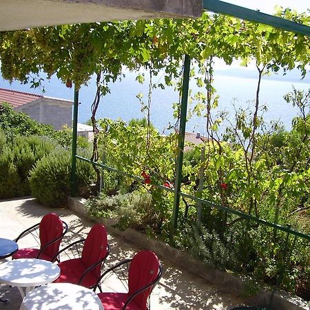 Petar Apartment Omiš Esterno foto