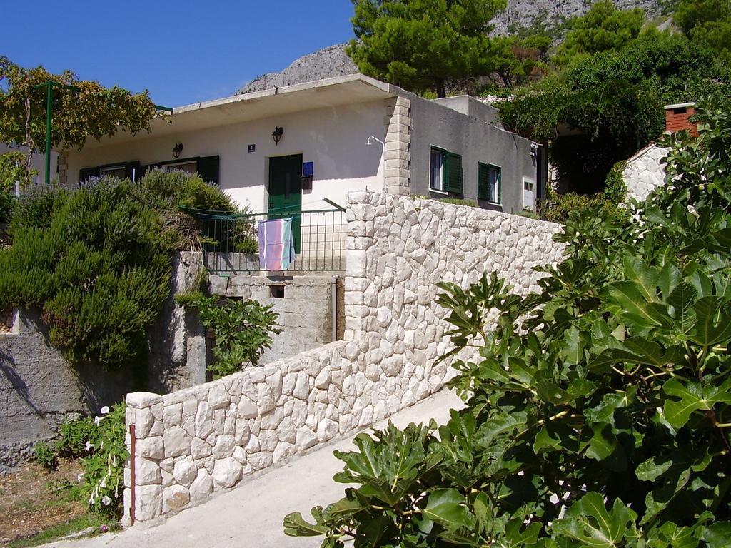 Petar Apartment Omiš Esterno foto