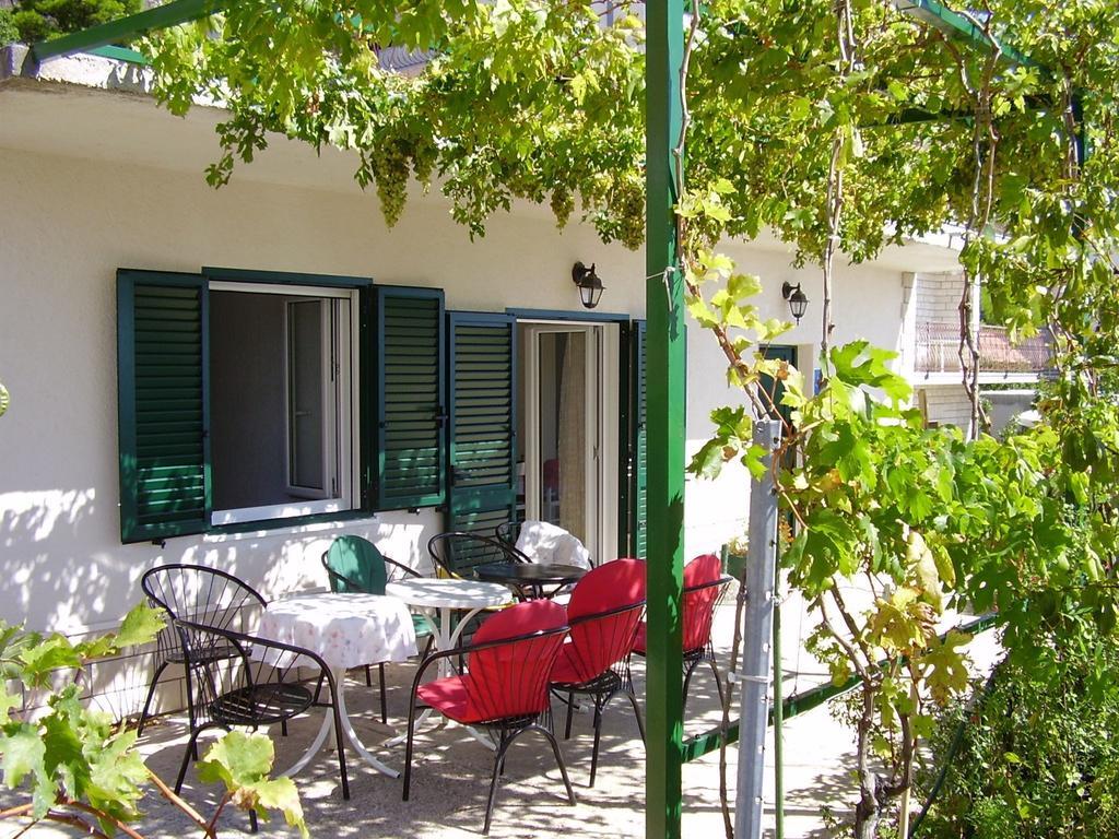 Petar Apartment Omiš Esterno foto